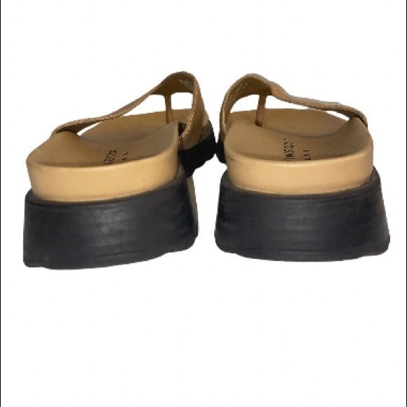 Covington Sandals Platform Flip Flop Tan Leather size  8.5 M - Picture 9 of 12